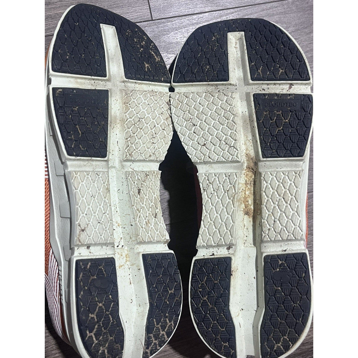 On Cloudgo Men's Size 10.5 Turmeric/Aloe Running Shoes