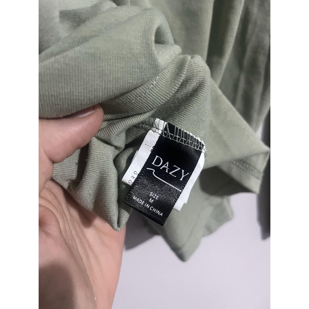 DAZY T-Shirt Womens M Green Ringer Crew Neck Long Sleeve Stretch Jersey Casual