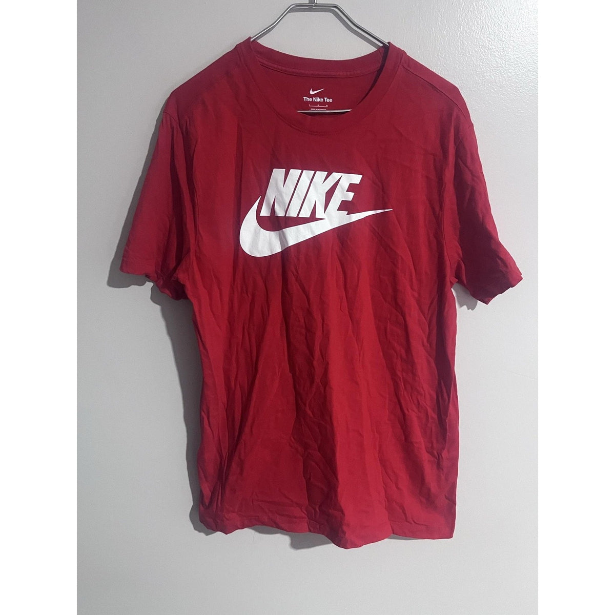Nike Shirt Mens L Red Short Sleeve Graphic Crew Neck Cotton Tagless Jersey Logo