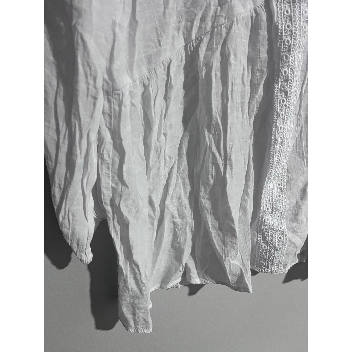 Counterparts Blouse Womens L White Tunic V-Neck Crochet Lightweight Boho Rayon