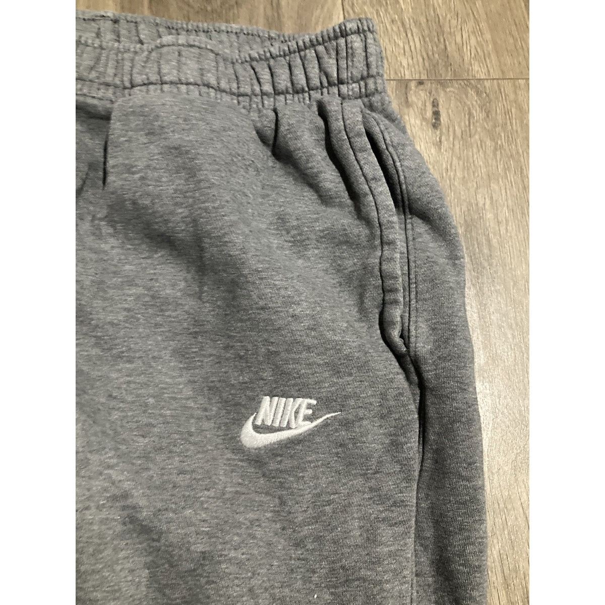 Nike Joggers Men's L Grey Sportswear Club Fleece Sweatpants Gym Run BV2737-071